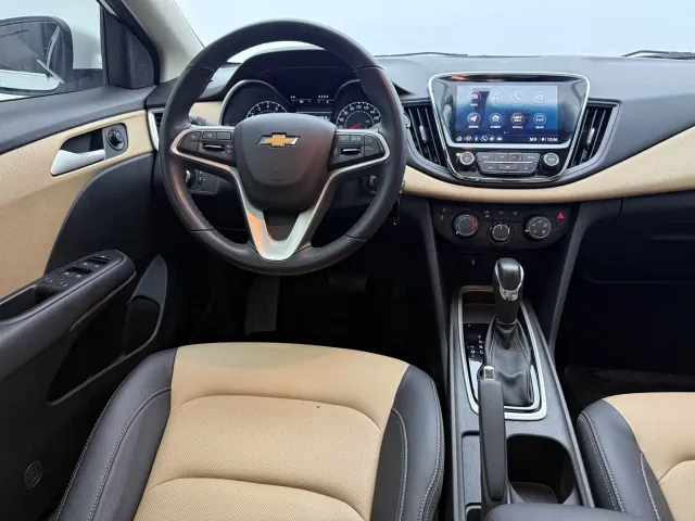 Chevrolet Monza — Фото автомобиля 10