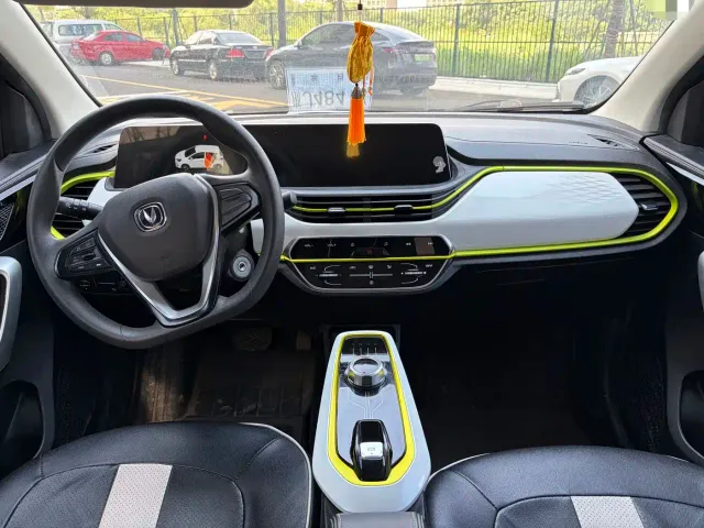 Changan Benben E-Star — Фото автомобиля 3