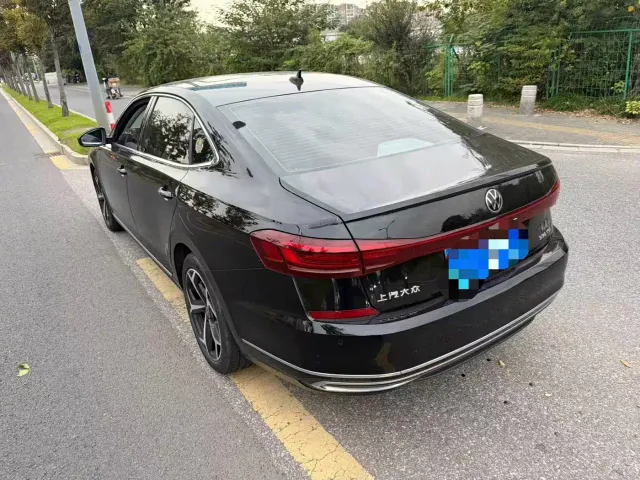 Volkswagen Passat — Фото автомобиля 8