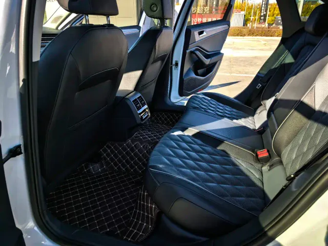 Volkswagen Sagitar — Фото автомобиля 14