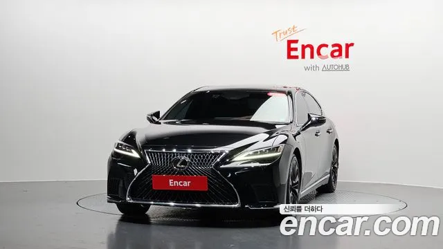 Lexus LS — Фото автомобиля 2