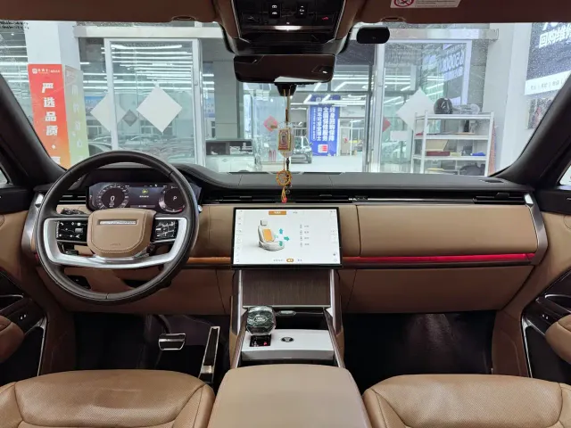 Land Rover Range Rover — Фото автомобиля 11