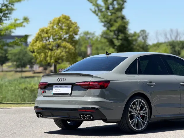 Audi S4 — Фото автомобиля 7