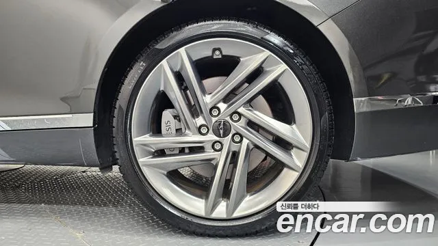 Genesis G80 RG3 — Фото автомобиля 6