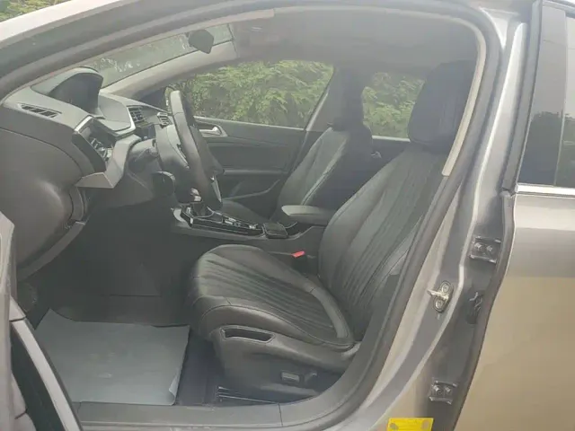 Peugeot 408 — Фото автомобиля 14