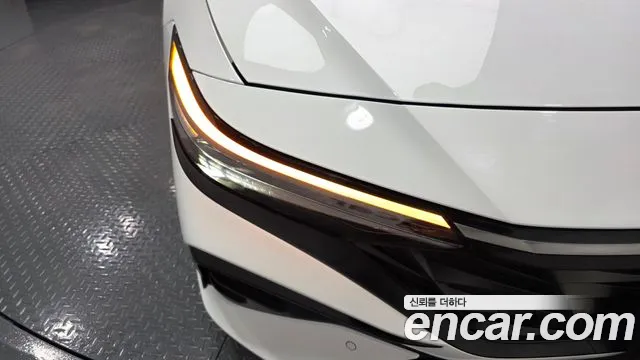 Hyundai AVANTE Новый Avante (CN7) — Фото автомобиля 18