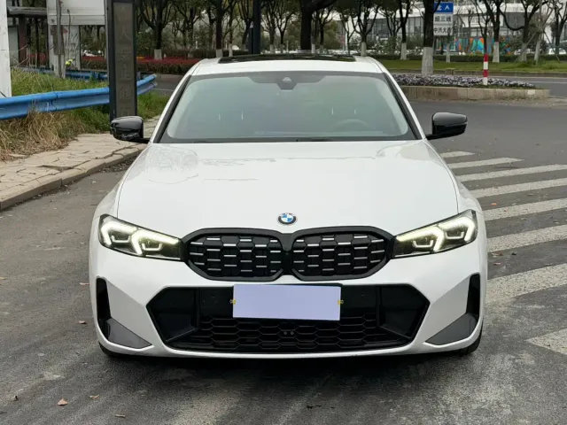 BMW 3 Series — Фото автомобиля 2