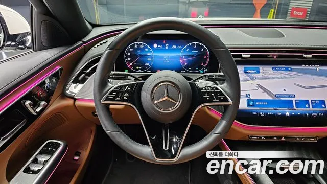Mercedes-Benz E-Class — Фото автомобиля 13
