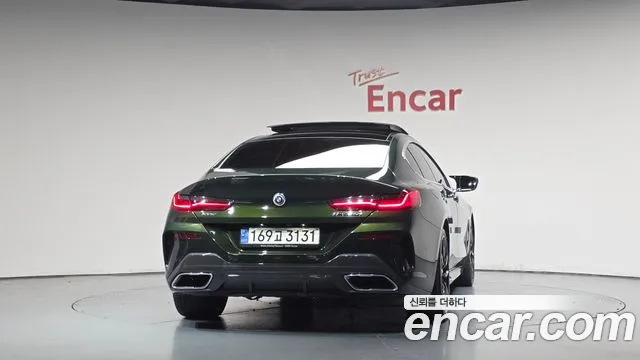 BMW 8 Series G15 — Фото автомобиля 3