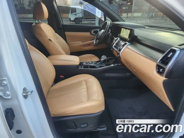 Kia Sorento Sorento 4-е поколение Дизель 2.2 2WD — Фото автомобиля 16
