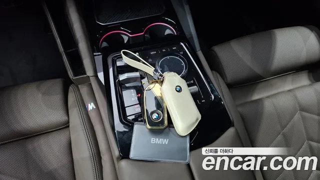 BMW 5-Series — Фото автомобиля 9
