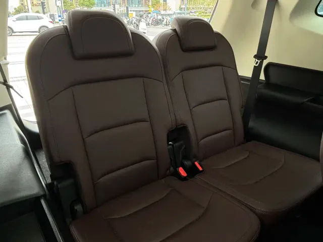 Geely Haoyue — Фото автомобиля 25