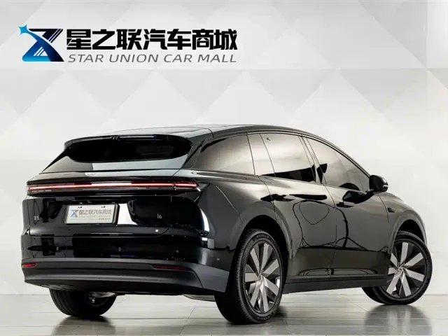 Li Auto i6 — Фото автомобиля 6