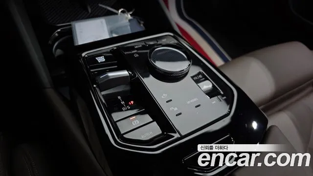 BMW 5-Series — Фото автомобиля 8