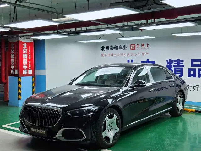 Фотография автомобиля — Mercedes-Benz Maybach S-Class
