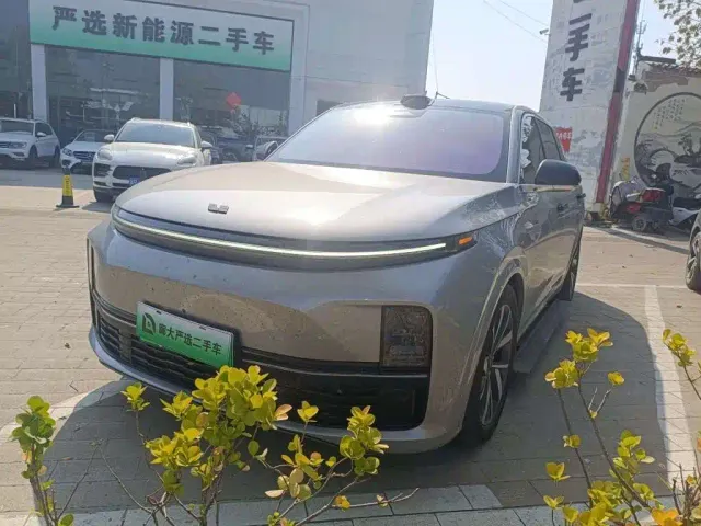 Фотография автомобиля — Li Auto L7