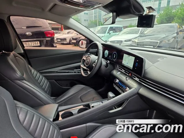 Hyundai AVANTE Avante (CN7) — Фото автомобиля 10