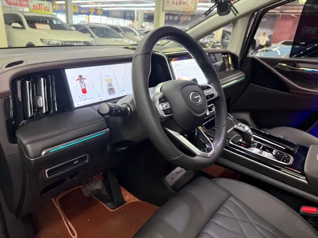 GAC Trumpchi M8 — Фото автомобиля 18