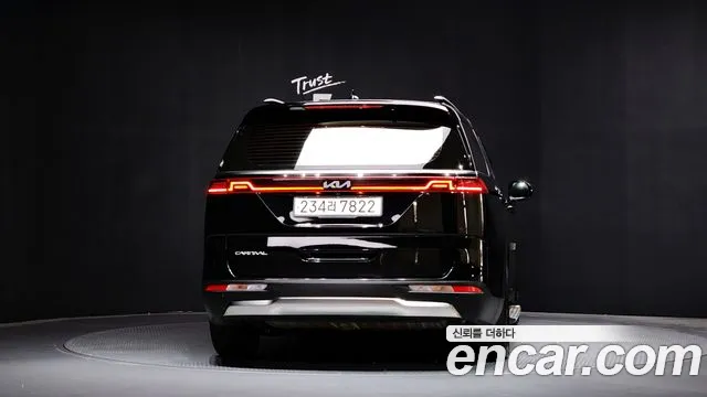 Kia Canival Carnival 4 поколение Дизель 7 мест Signature — Фото автомобиля 4