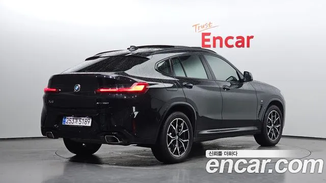 BMW X4 xDrive20i M Sport — Фото автомобиля 2
