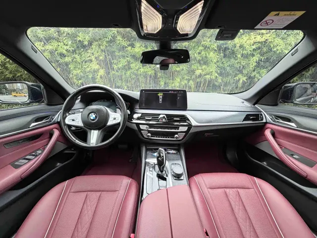 BMW 5 Series — Фото автомобиля 4