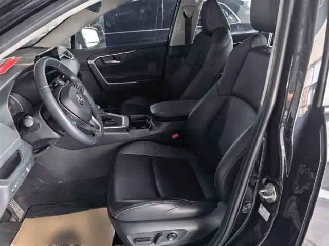Toyota Wildlander — Фото автомобиля 11