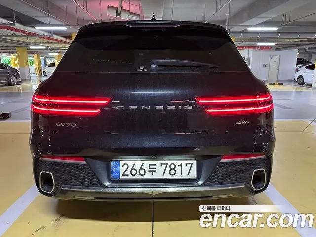 Genesis GV70 — Фото автомобиля 5