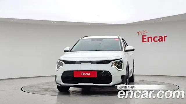 Kia Niro Niro (New) — Фото автомобиля 3