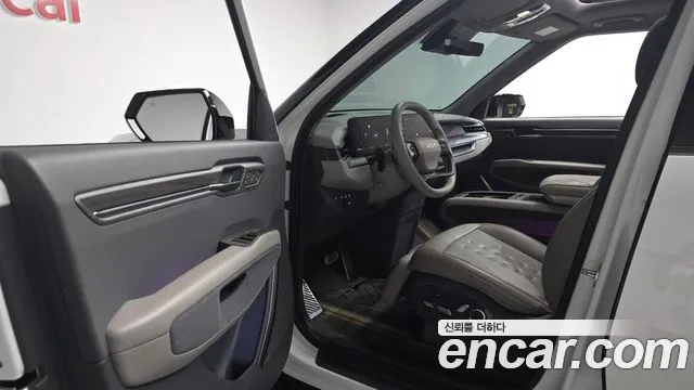 Kia EV9 Long Range 4WD — Фото автомобиля 2