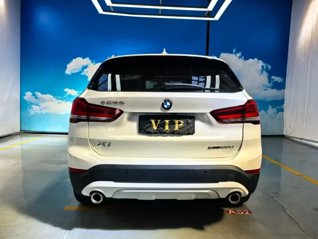 BMW X1 — Фото автомобиля 5