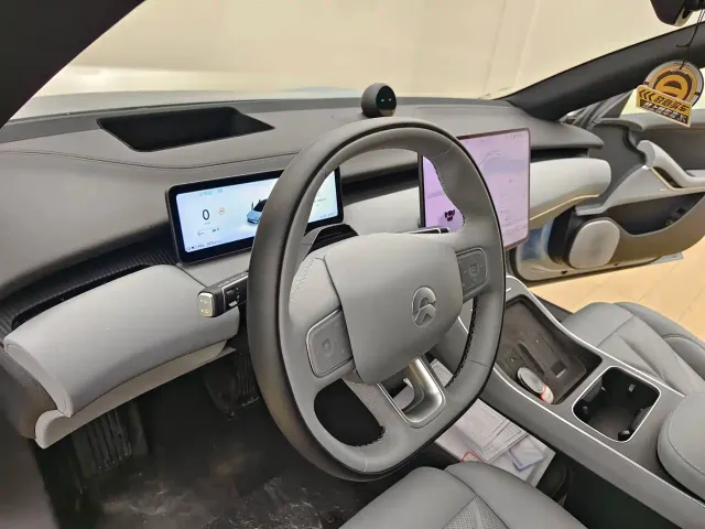 Nio ET5 — Фото автомобиля 21