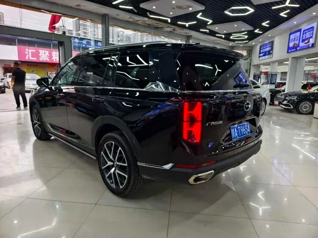 GAC Trumpchi GS8 — Фото автомобиля 14
