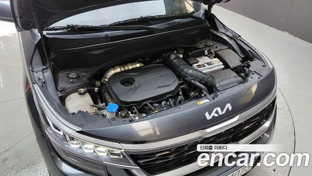 Kia Seltos Seltos Бензин 1.6 турбо 2WD — Фото автомобиля 6