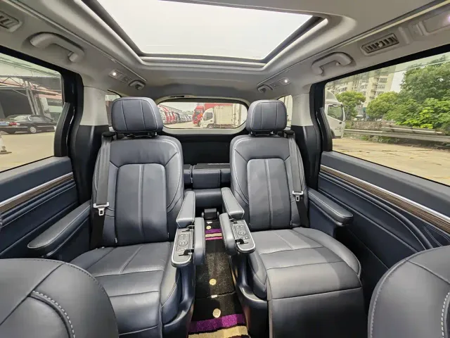 GAC Trumpchi M8 — Фото автомобиля 11