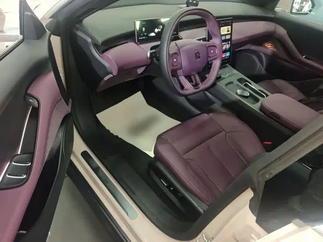Nio ET5 Touring — Фото автомобиля 15