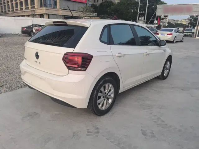 Volkswagen Polo — Фото автомобиля 6