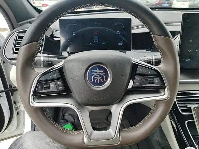 BYD Qin PLUS — Фото автомобиля 10