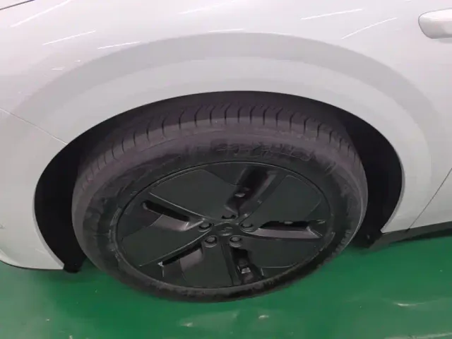 Li Auto Li Auto i6 2025 2WD Base Model — Фото автомобиля 22