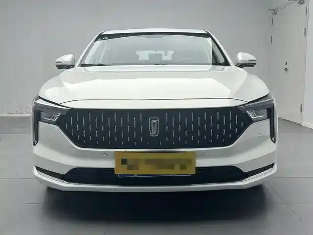 Bestune B70 — Фото автомобиля 2