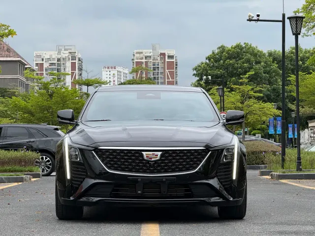 Cadillac CT5 — Фото автомобиля 3