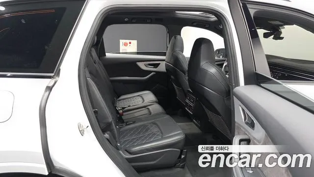 Audi Q7 55 TFSI quattro Premium — Фото автомобиля 12