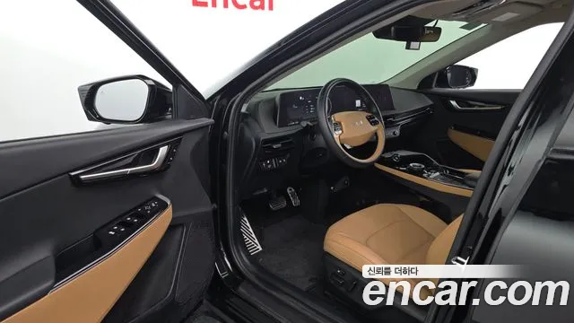 Kia EV6 — Фото автомобиля 15