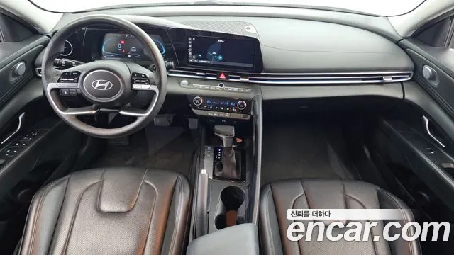 Hyundai Avante — Фото автомобиля 10