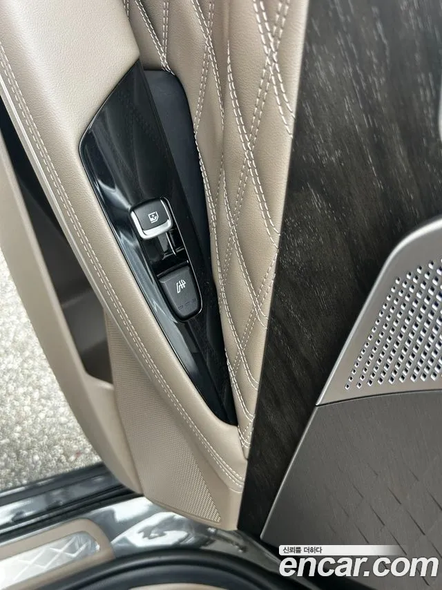 Kia K8 K8 Hybrid — Фото автомобиля 12