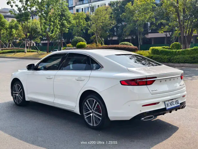 Geely Xingrui — Фото автомобиля 14