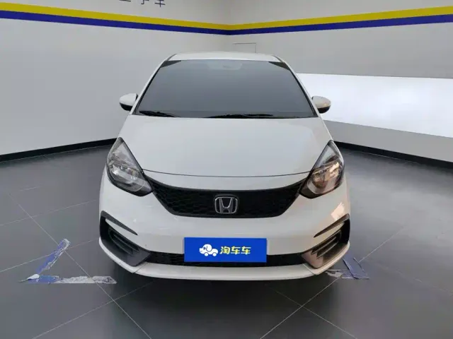 Honda Fit — Фото автомобиля 2