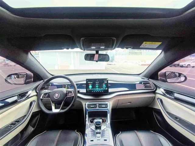 BYD Qin PLUS — Фото автомобиля 10