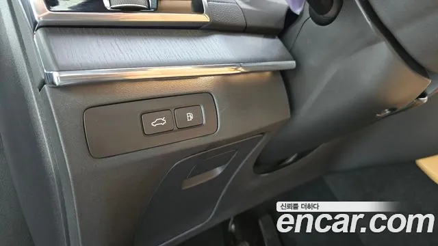 Volvo XC90 — Фото автомобиля 24