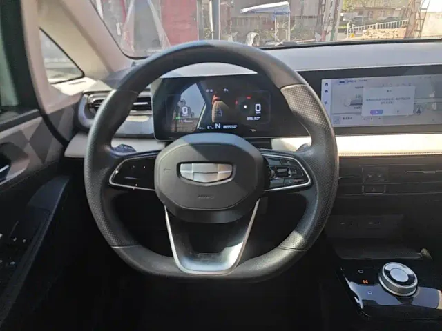 Geely Geometry E Firefly — Фото автомобиля 10