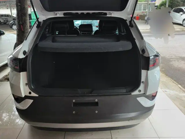 Volkswagen ID.4 Crozz — Фото автомобиля 4